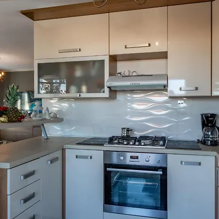 Haus Meri In - Haus Fuer 6-7 Personen * Pridraga