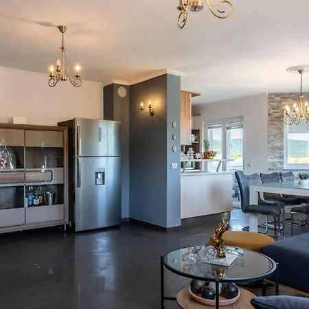 펜션 Haus Meri In - Haus Fuer 6-7 Personen