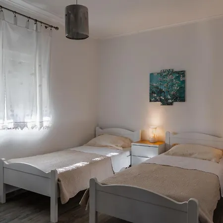 Haus Meri In - Haus Fuer 6-7 Personen 펜션